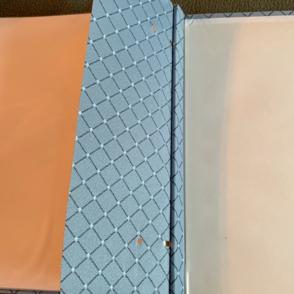 NIP Pioneer E-Z load 12” x 12” Memory Book.  Expanding spine back. - Picture 5 of 8